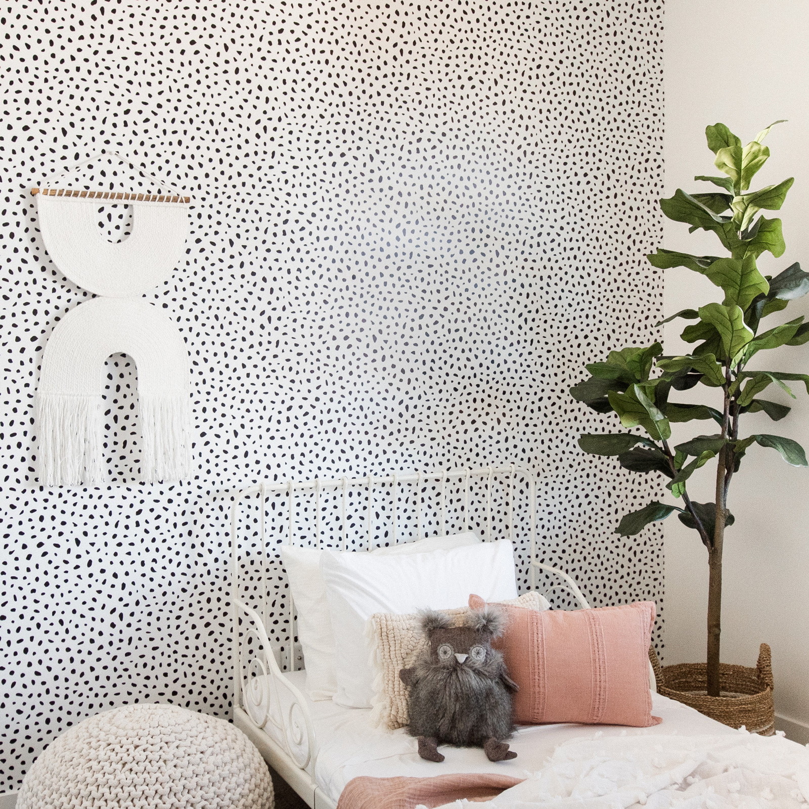 how to pick an accent wall to paint